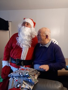 Scott and Santa 1a